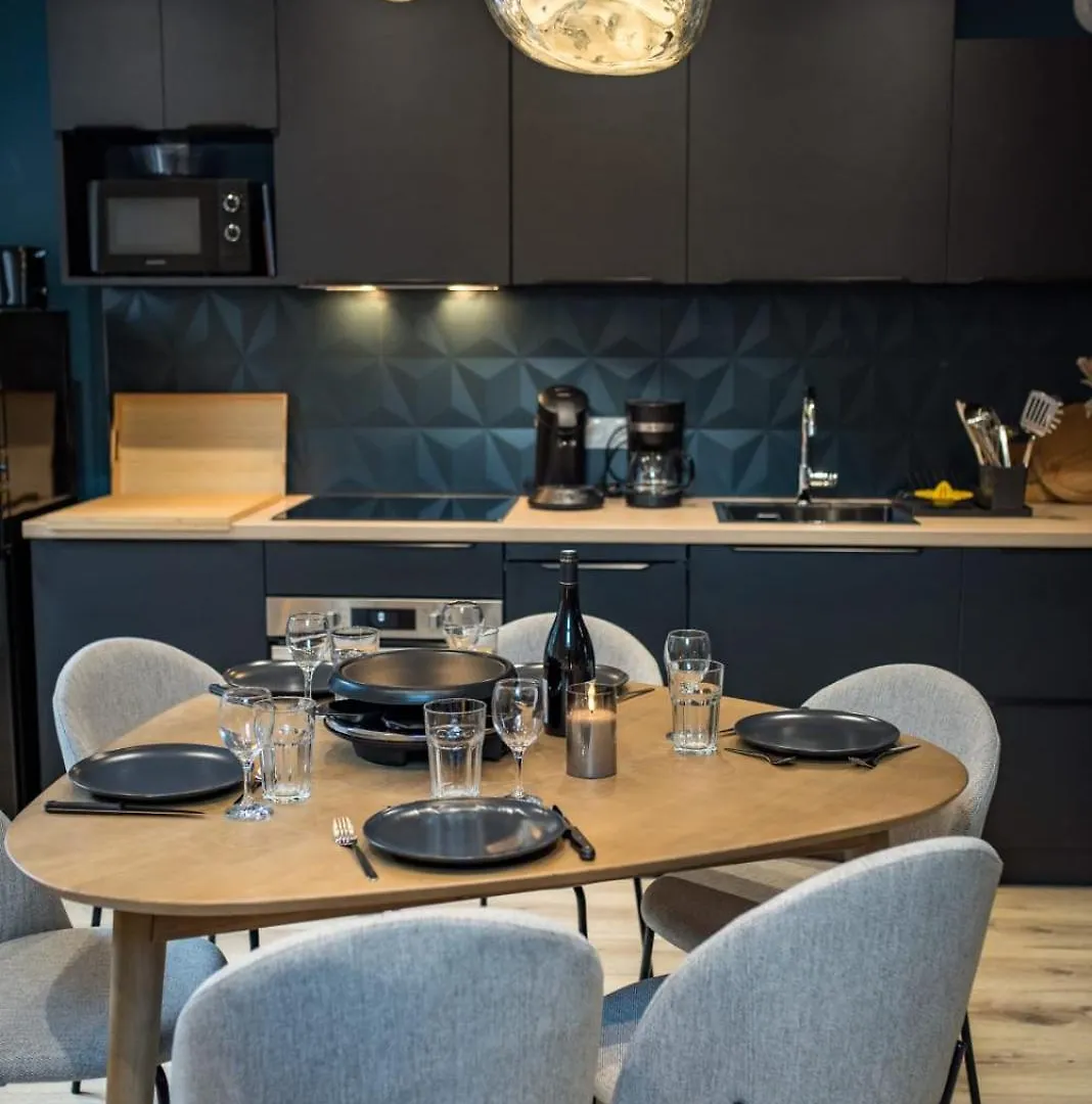 4-6 People In Orelle Direct To Val Thorens Holiday home