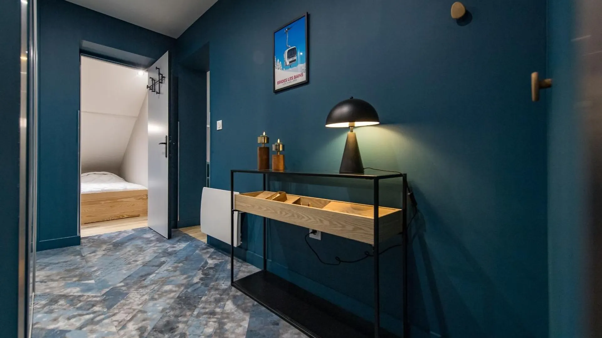 Holiday home 4-6 People In Orelle Direct To Val Thorens